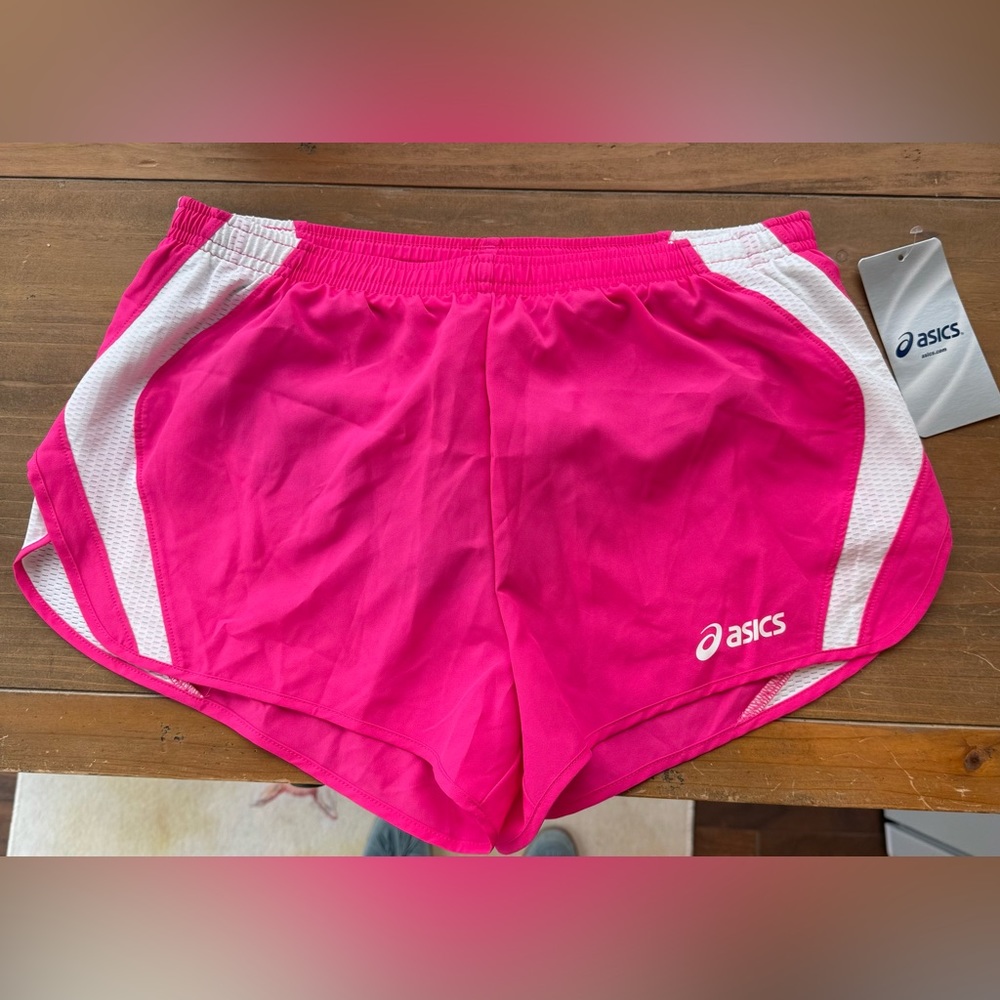ASICS NWT Squad split seam shorts in pink glow Size M